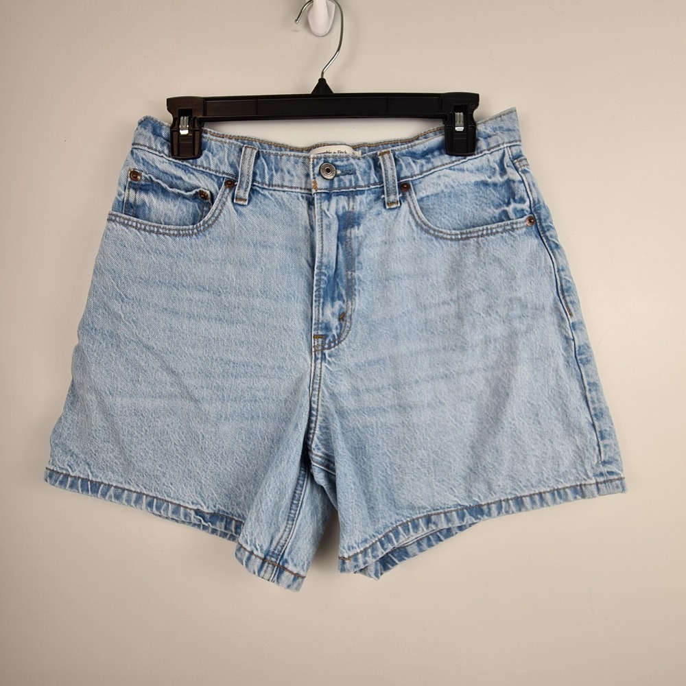Abercrombie & Fitch The Loose Short High Rise Denim Light Wash Blue Womens 28 6